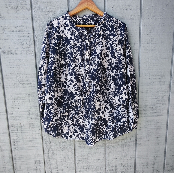 Talbots Tops - Talbots Floral Popover Ruffle 100% Cotton sz 1X Navy Ivory Coastal Chic